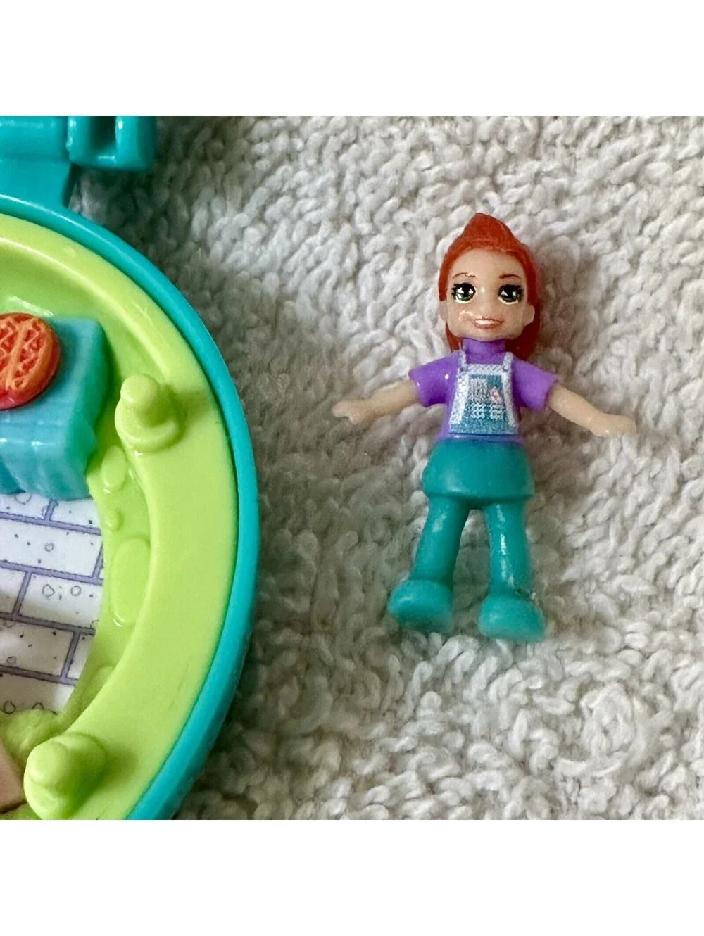 2019 Polly Pocket Micro Lila Doll Miniature BBQ Playset Locket Toy